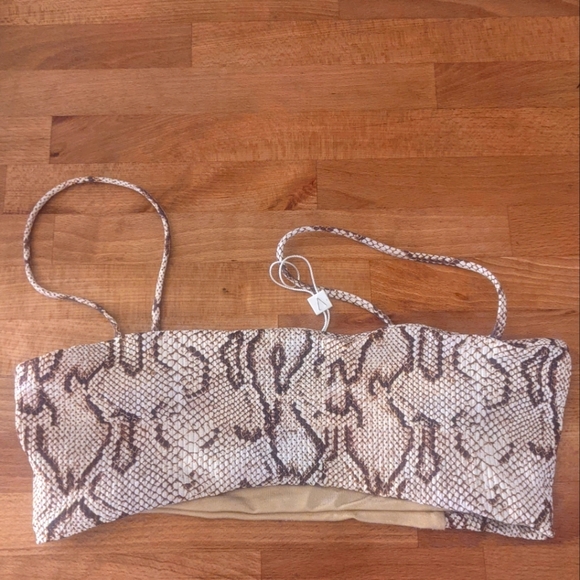 Nwt Boys + Arrows Hezeus Hailey Baldwin bronze snake bikini top M - Picture 3 of 3